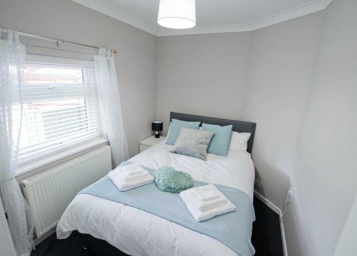 Grove Cottage Бейсингсток Екстериор снимка
