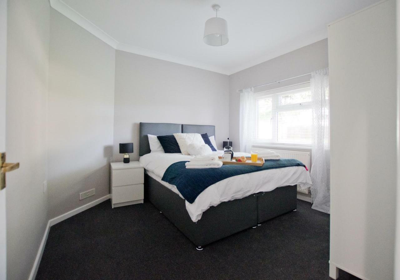 Grove Cottage Бейсингсток Екстериор снимка